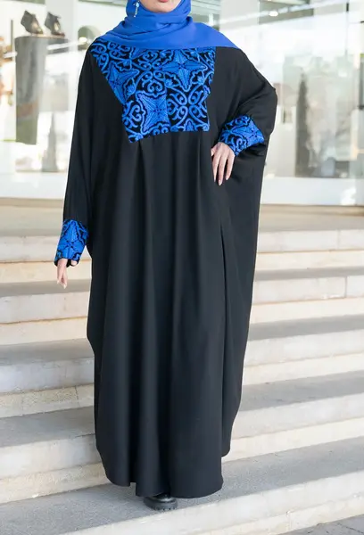 عکس عبا مشکی زنانه