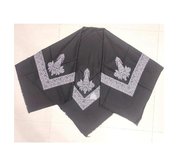 عکس حاشیه دار مشکی