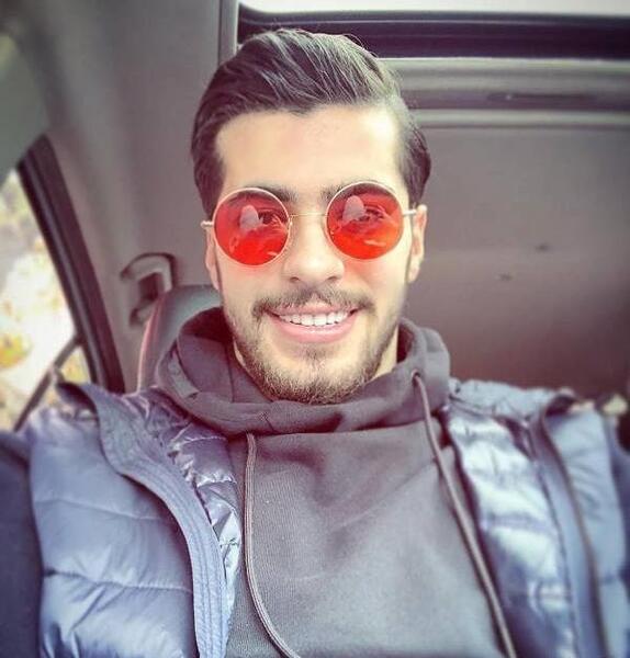 عکس حلقه مشکی سعید عزت اللهی