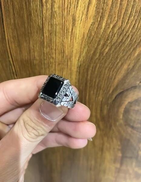 عکس انگشتر حلقه ای مشکی