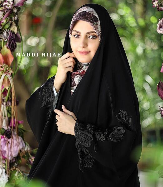 عکس چادر مشکی گلدوزی شده