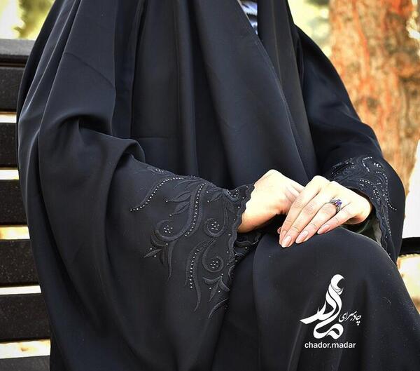 عکس چادر مشکی گلدوزی شده