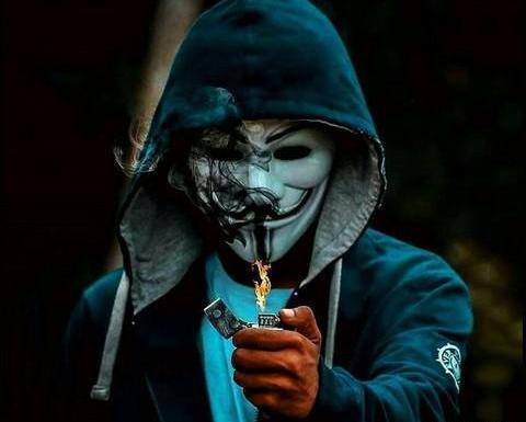عکس پسر مشکی پوش