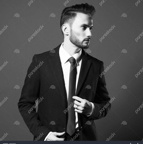 عکس پسر مشکی پوش