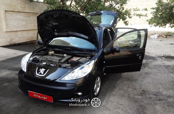 عکس ۲۰۷ مشکی برای تصویر زمینه