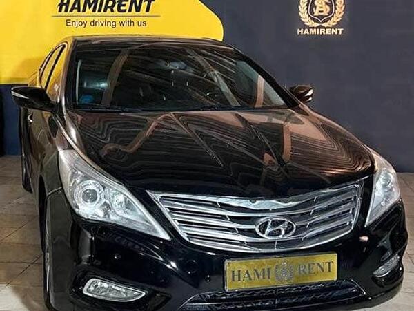 عکس ماشین آزرای مشکی
