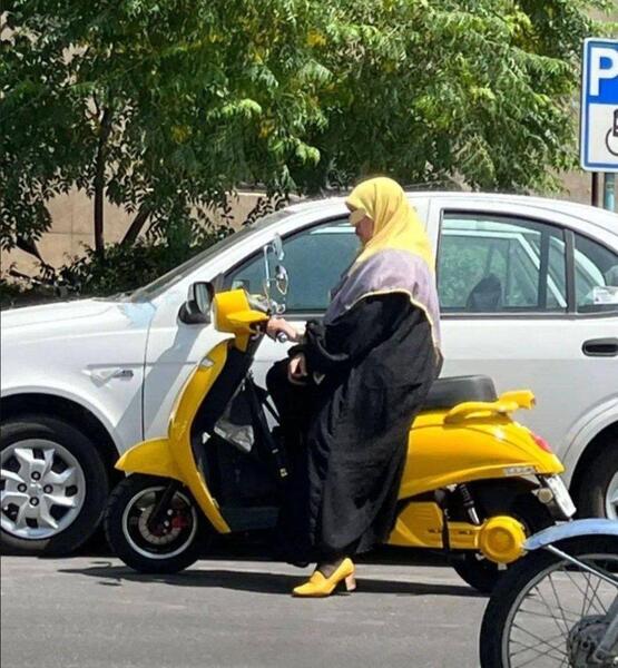 عکس موتور سواری دخترانه