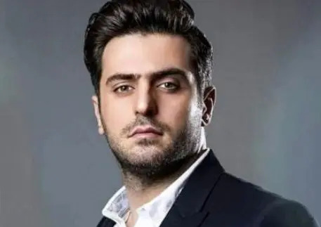 عکس نیم رخ مردانه