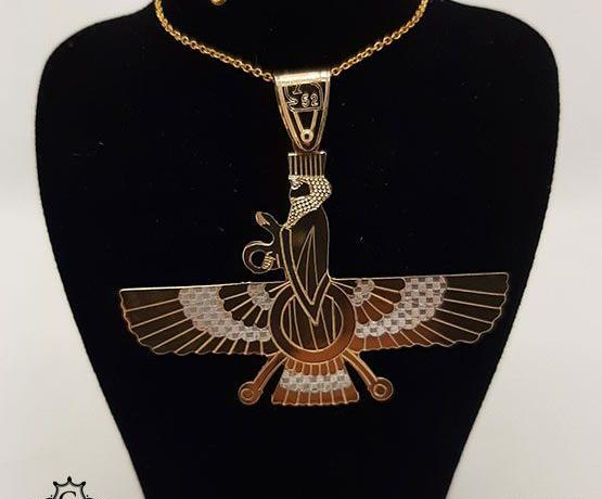 عکس گردنبند مردانه فروهر