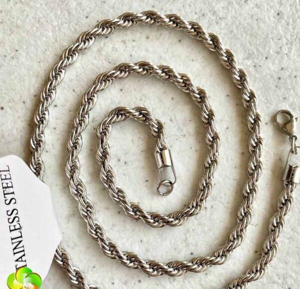 عکس گردنبند مردانه فروهر