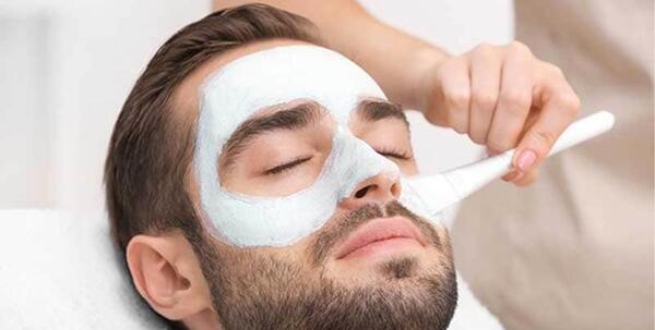 عکس پاکسازی صورت مردانه