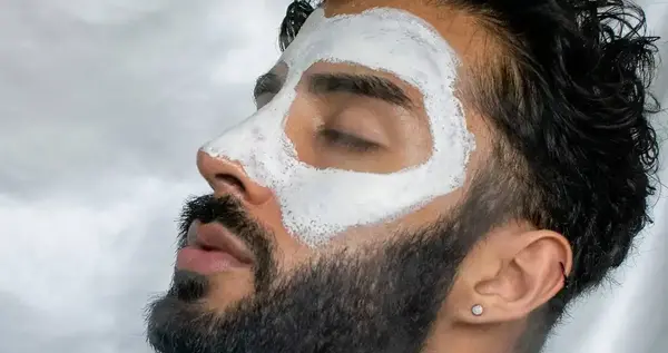عکس پاکسازی صورت مردانه