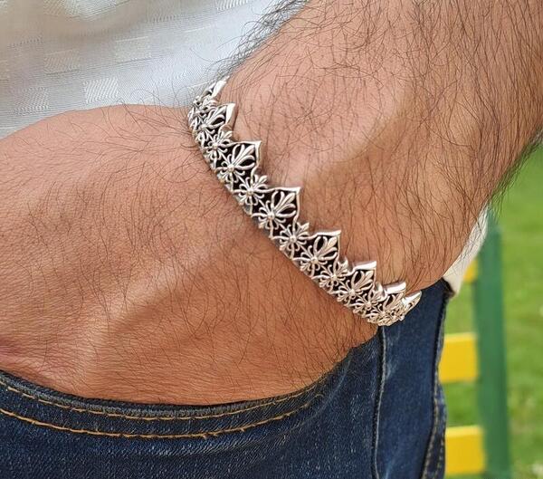 عکس دستبند مردانه نقره