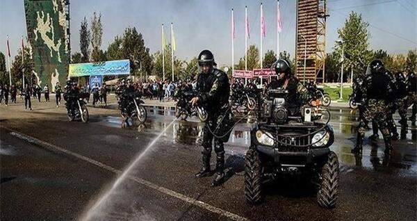 عکس ماشین پلیس ضد شورش