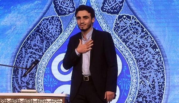 عکس مرد ایرانی با کت و شلوار