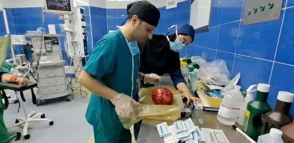 عکس مرد بیمارستانی