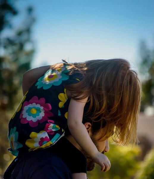 عکس مفهومی عشق پدر و دختر