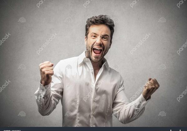 عکس یک مرد شاد