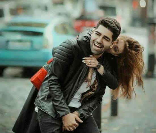 عکس یک مرد شاد