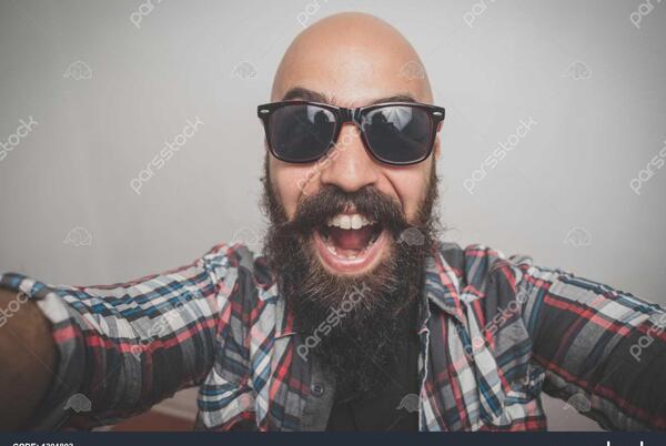 عکس مرد کچل با ریش بلند