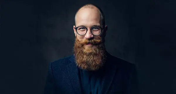 عکس مرد کچل با ریش بلند