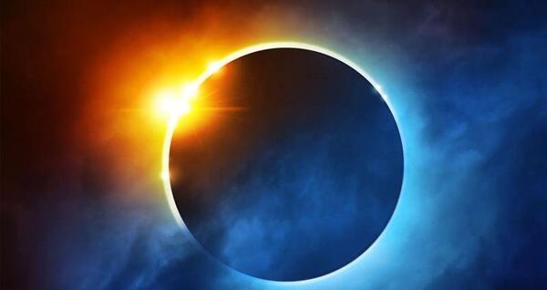 عکس ماه گرفتگی واقعی