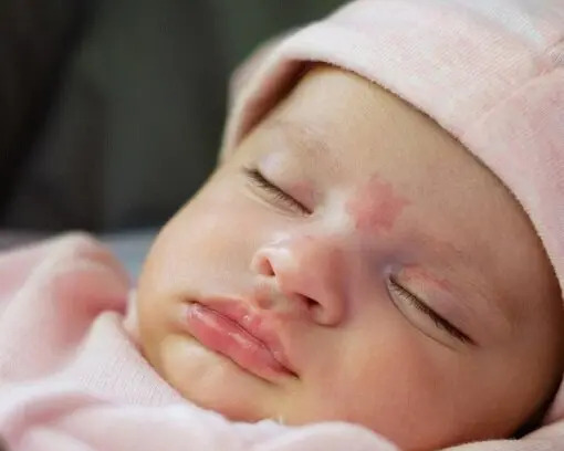 عکس ماه گرفتگی روی بدن انسان
