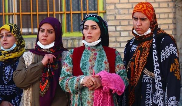 عکس ماه کاووس در فیلم نون خ
