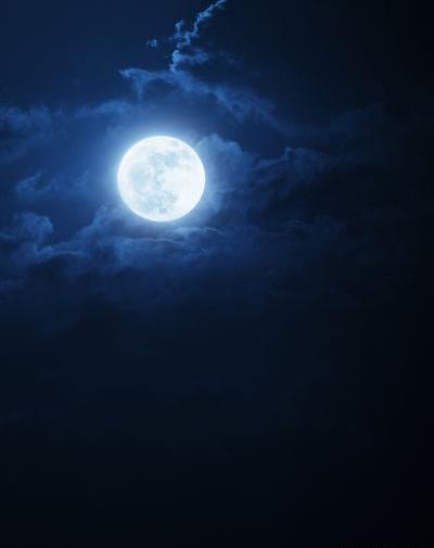 عکس ماه شب غمگین