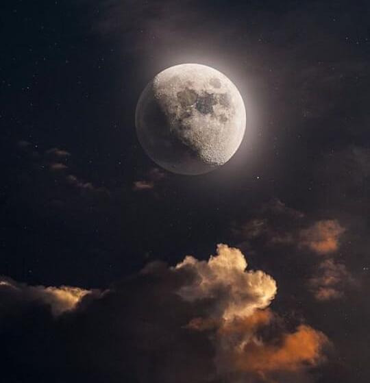 عکس ماه و دریا طبیعی