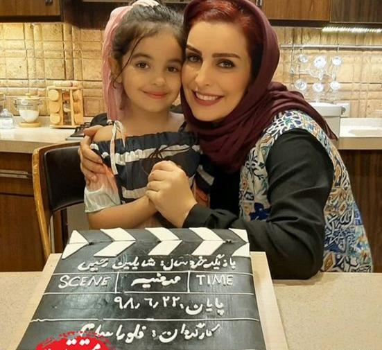 عکس ماه چهره خلیلی و فرزندش
