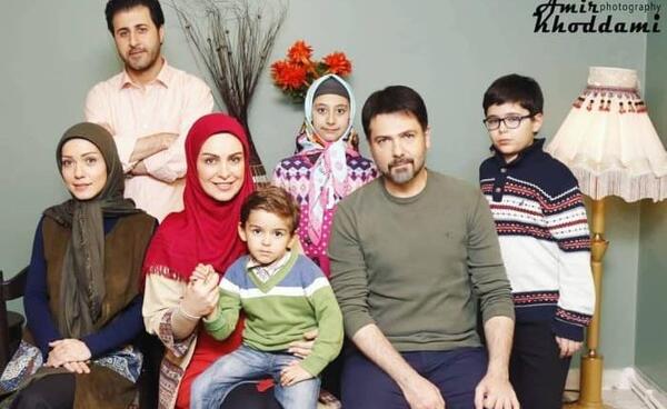 عکس ماه چهره خلیلی و فرزندش