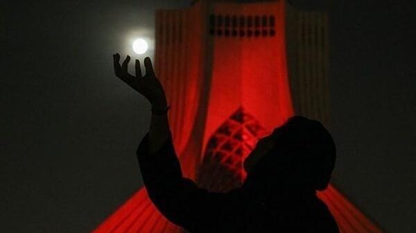 عکس ماه از کوچک به بزرگ