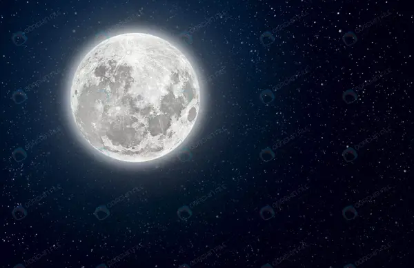 عکس ماه کامل در آسمان شب
