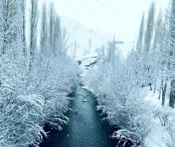 عکس از منظره ی برفی