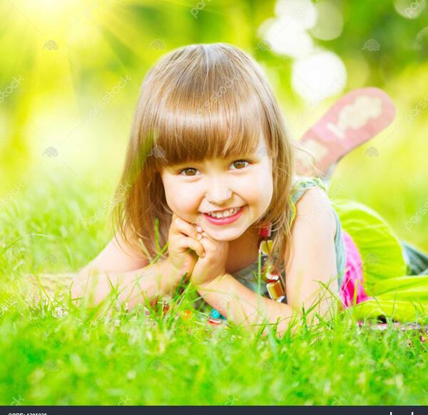 عکس منظره دختر بچه