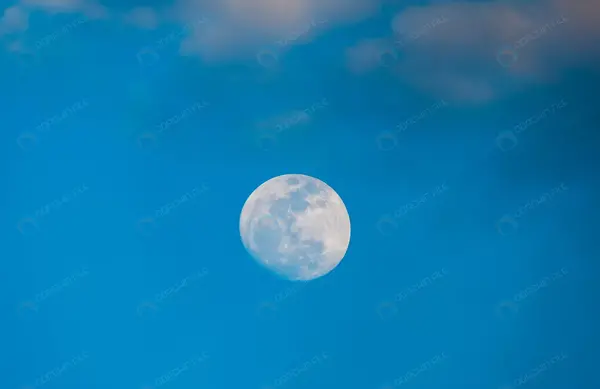 عکس منظره با ماه