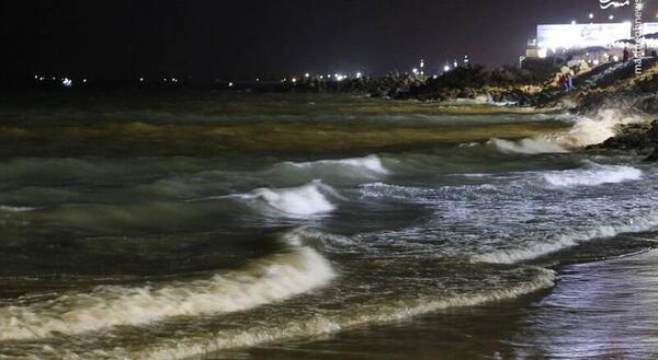 عکس منظره دریا در شب