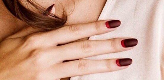 عکس لاک قرمز مات