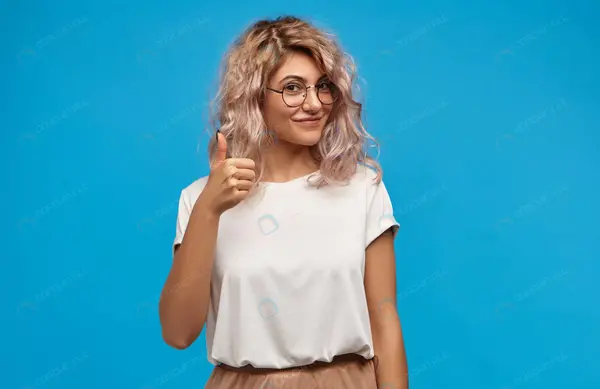 عکس با علامت لایک