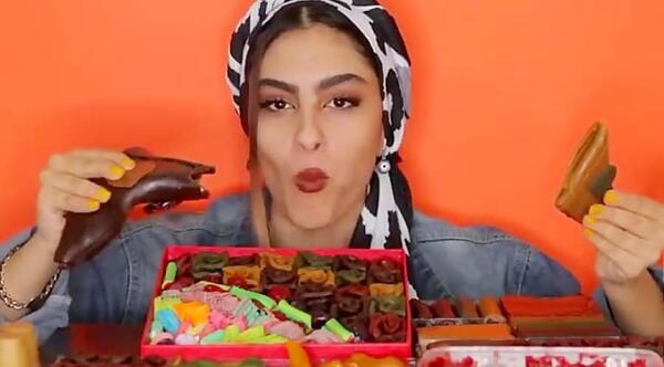 عکس بزرگترین لواشک جهان