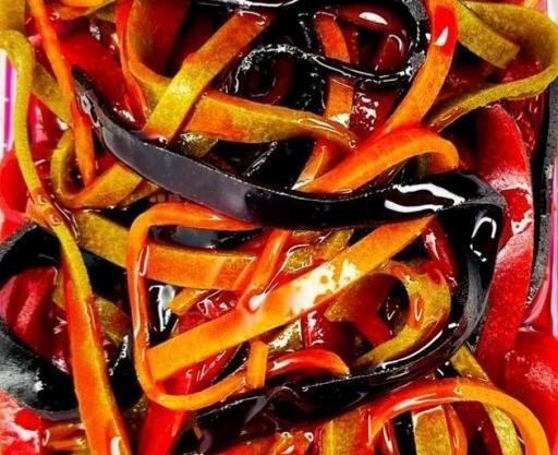 عکس لواشک عمو ترشک