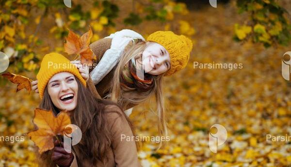 عکس لبخند یک دختر