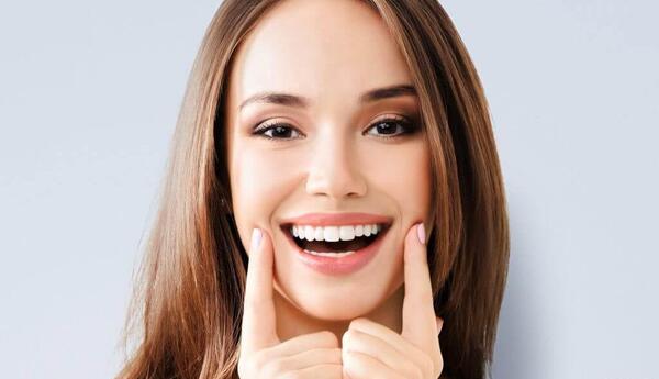 عکس لبخند هالیوودی