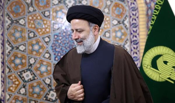 عکس لبخند شهید رئیسی
