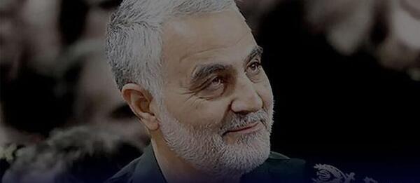عکس از لبخند سردار سلیمانی