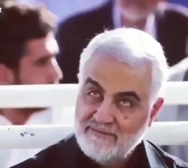 عکس از لبخند سردار سلیمانی