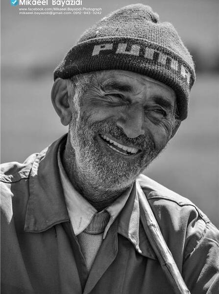 عکس از لبخند زدن