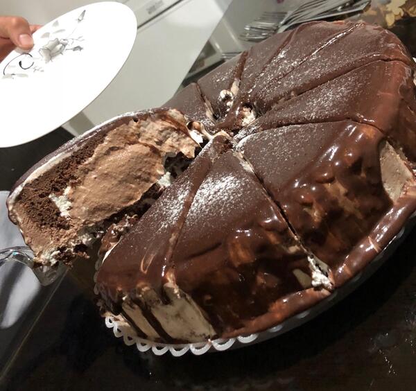 عکس کیک بستنی شکلاتی