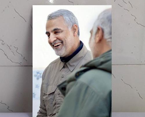 عکس لبخند زیبای حاج قاسم